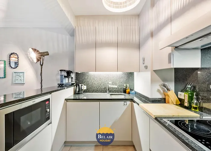 Cozy 1-bedroom In T116